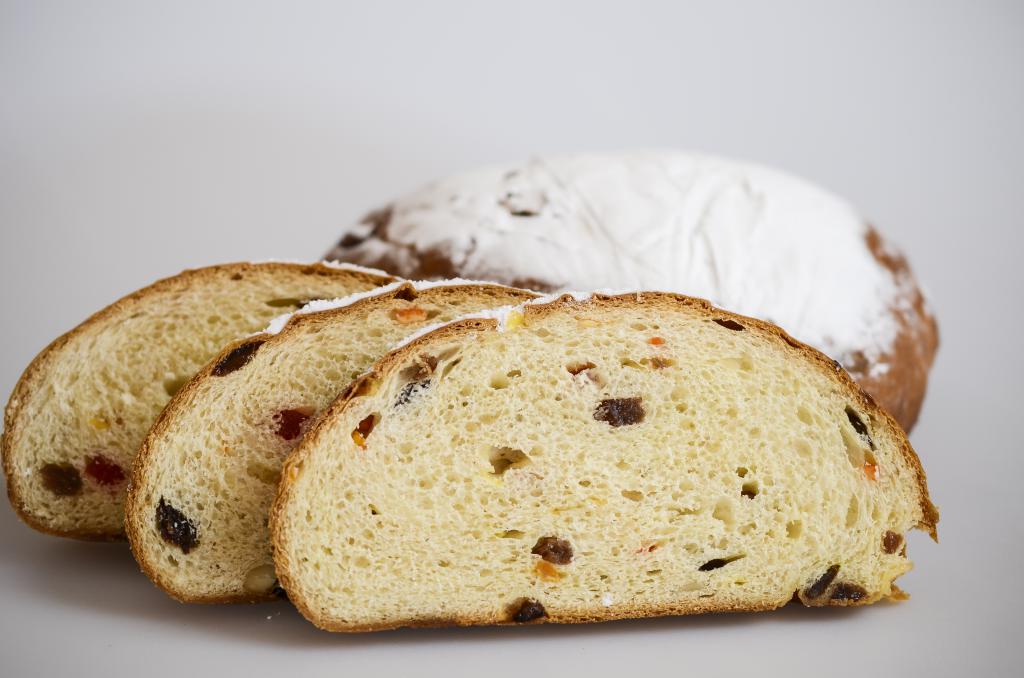 Štola vánoční bal.